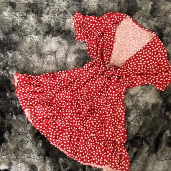 RED WHITE FLORAL FRONT BOW RUFFLES MINI SUMMER SUN DRESS - Picture 3 of 9